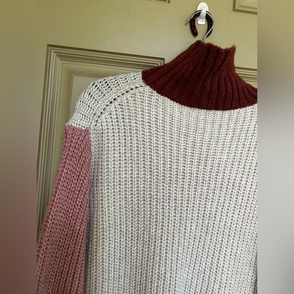 Color Block sweater - Picture 5 of 6